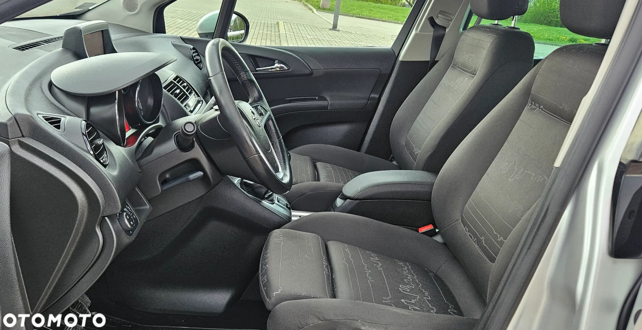 Opel Meriva - 9