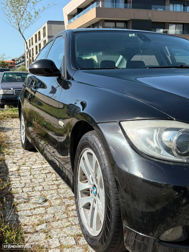 BMW 320 d Navigation - 4