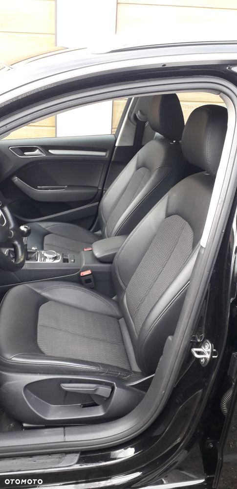 Audi A3 Sportback 2.0 TDI (clean diesel) quattro Ambiente - 16