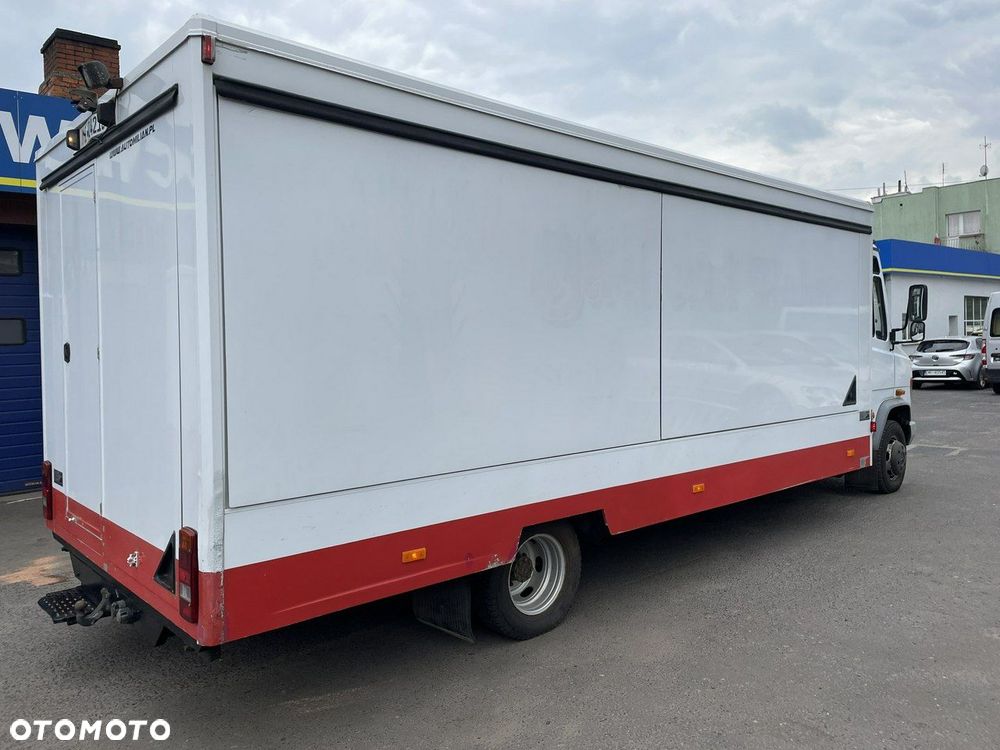 Mercedes-Benz Vario Autosklep pieczywa Gastronomiczny Food Truck Foodtruck sklep bar - 36