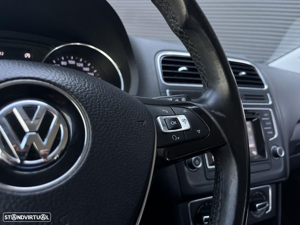 VW Polo 1.0 Confortline Nav - 19