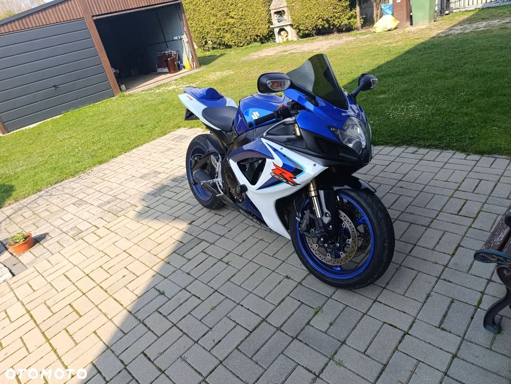 Suzuki GSX-R - 4