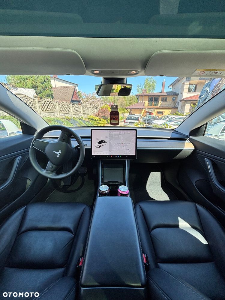 Tesla Model 3 Langstreckenbatterie Allradantrieb Dual Motor - 12