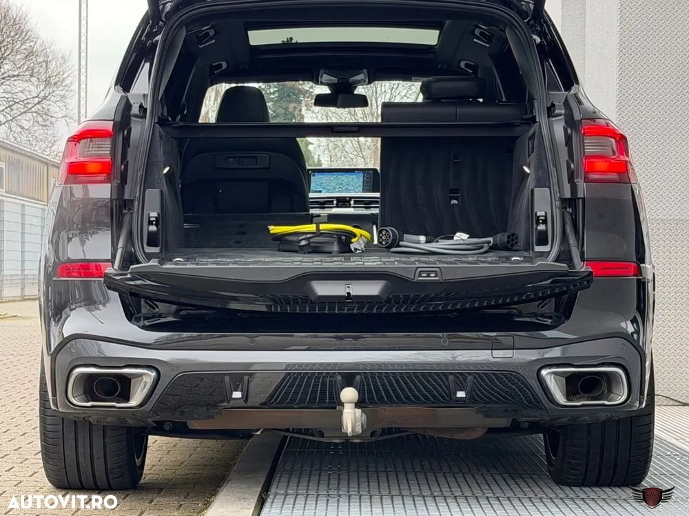 BMW X5 xDrive45e - 33