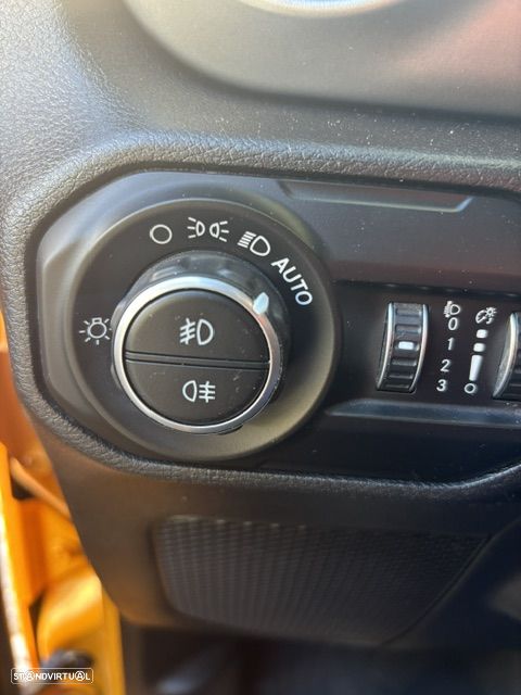 Jeep Wrangler - 26