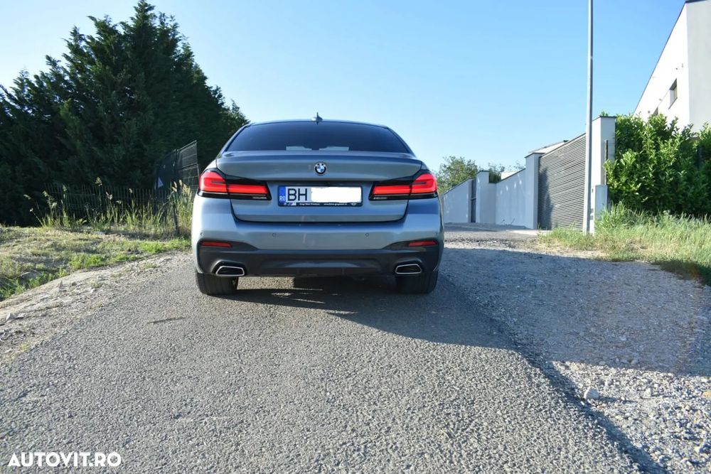 BMW Seria 5 520d xDrive AT - 11
