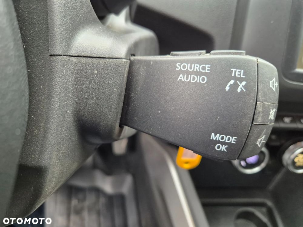 Dacia Duster SCe 115 2WD Prestige - 28