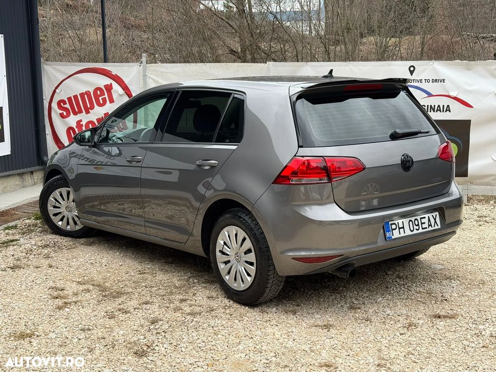 Volkswagen Golf 1.6 TDI DPF Comfortline - 5