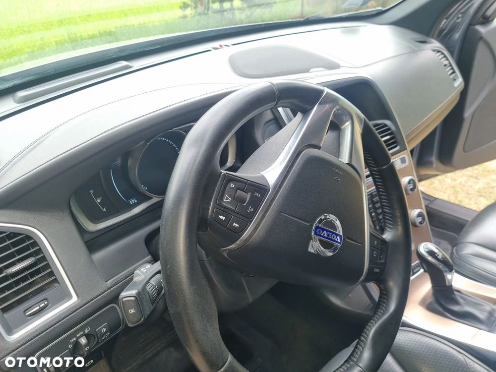 Volvo XC 60 D5 AWD Summum - 10