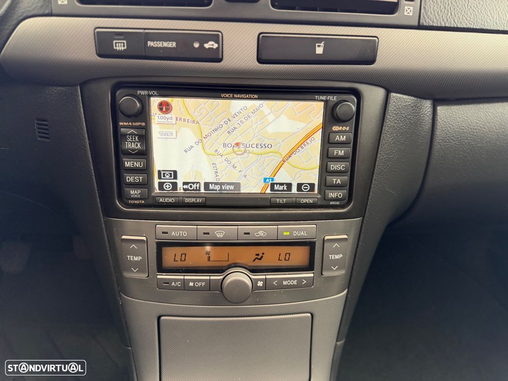 Toyota Avensis SW 2.2 D-CAT Sol+GPS - 12