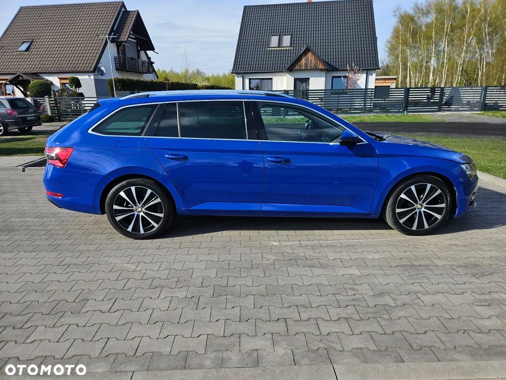 Skoda Superb 2.0 TDI DSG Premium Edition - 24