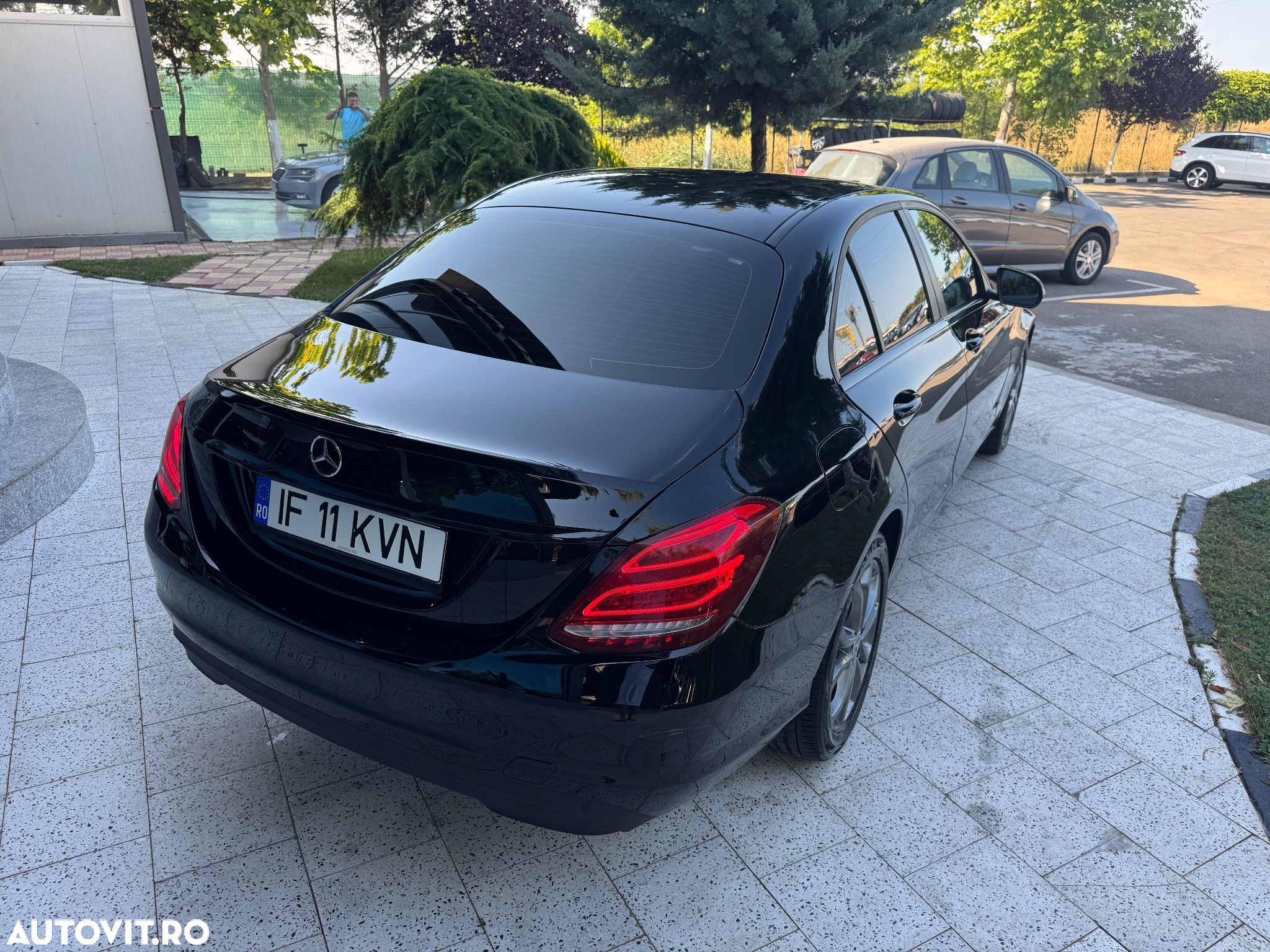 Mercedes-Benz C 180 d T 9G-TRONIC - 18
