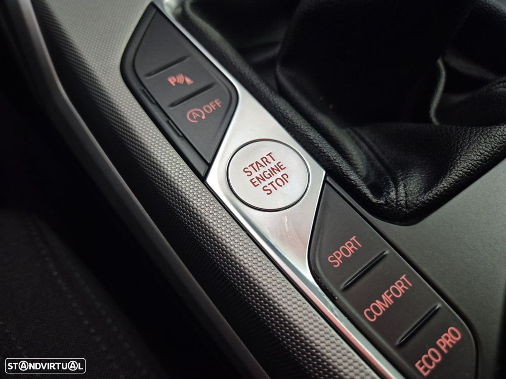 BMW 318 d Touring - 23