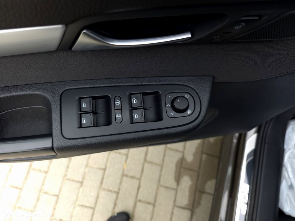 Volkswagen Sharan 2.0 TDI Highline - 20