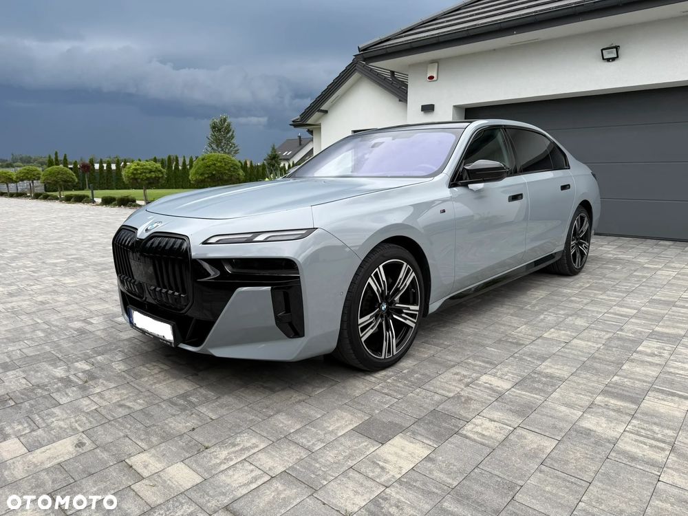 BMW Seria 7 740d xDrive sport - 1