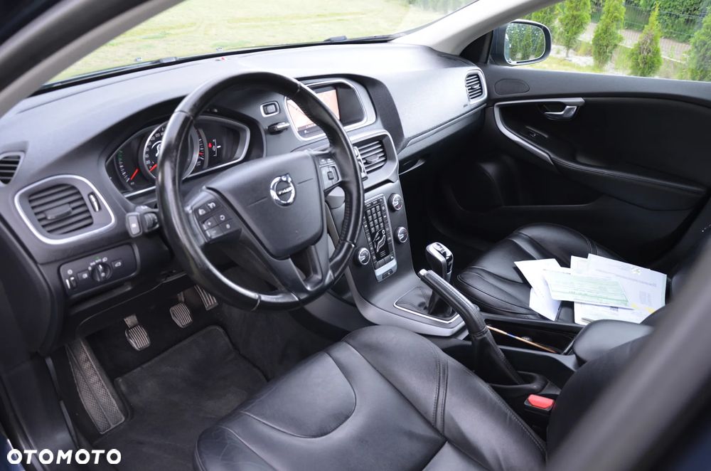 Volvo V40 D2 Kinetic - 20