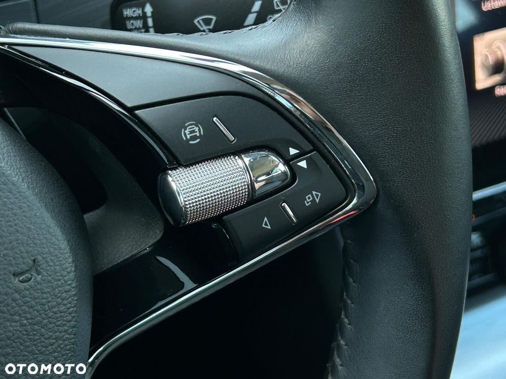 Skoda Superb 2.0 TSI Ambition DSG - 25