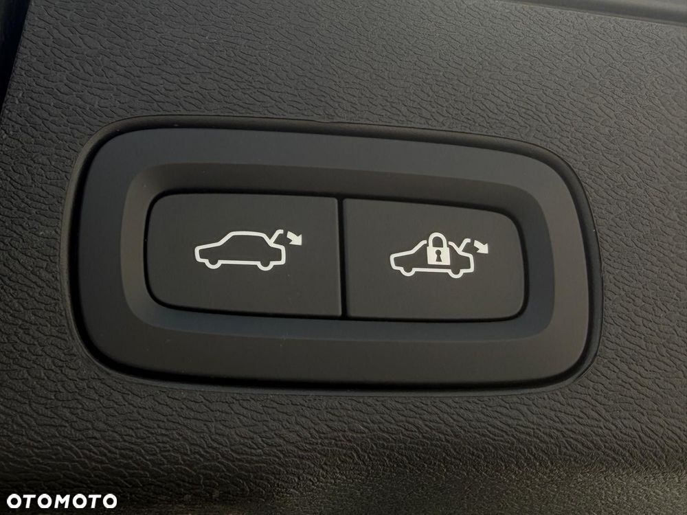 Volvo XC 60 - 41