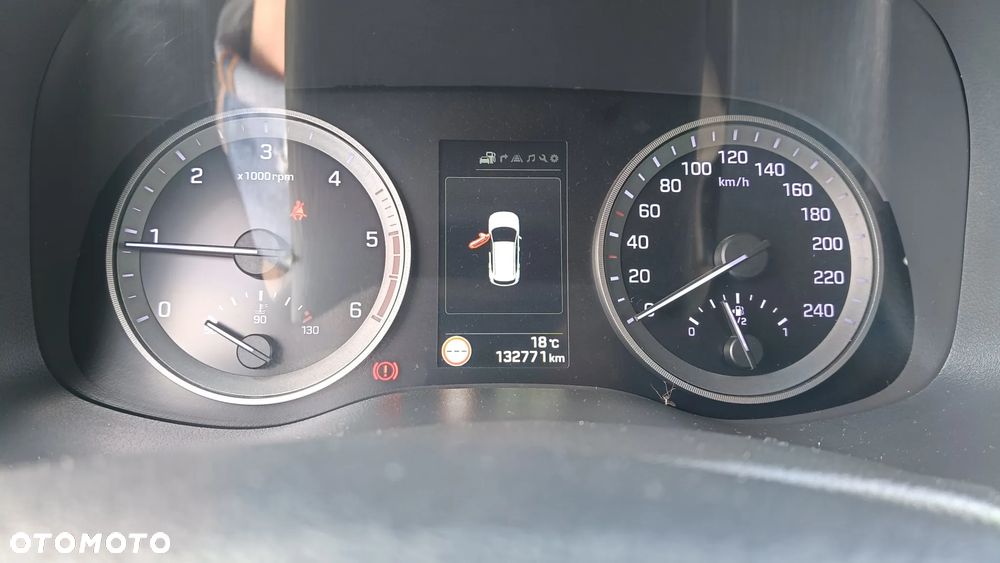 Hyundai Tucson 1.7 CRDI BlueDrive Style 2WD - 32