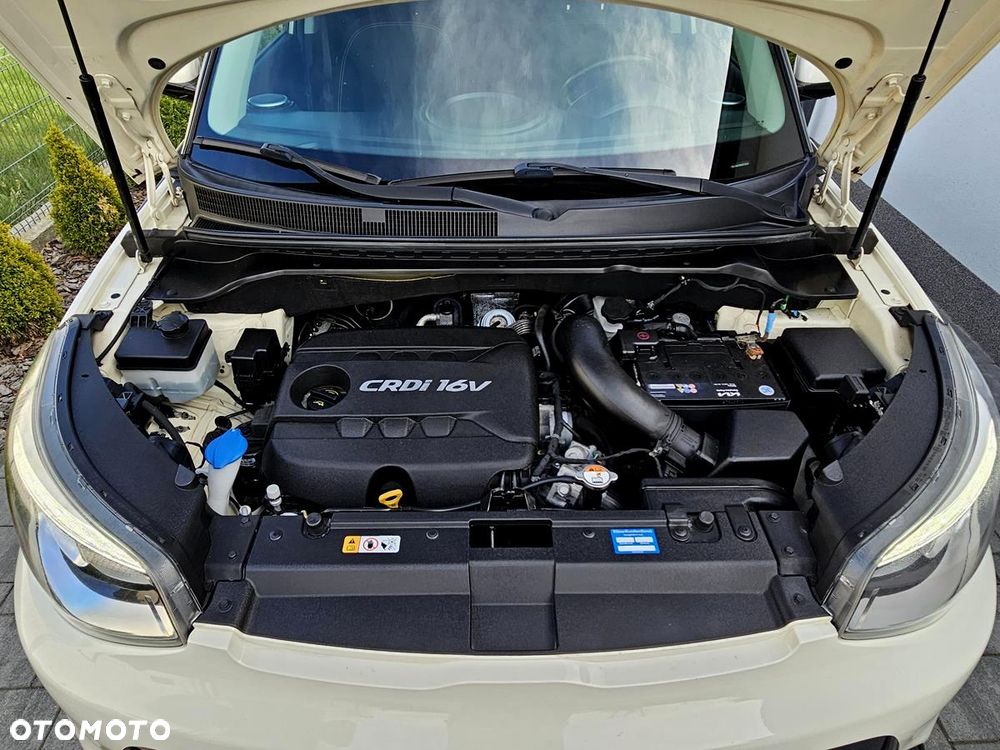 Kia Soul 1.6 CRDI Dream Team Edition - 30