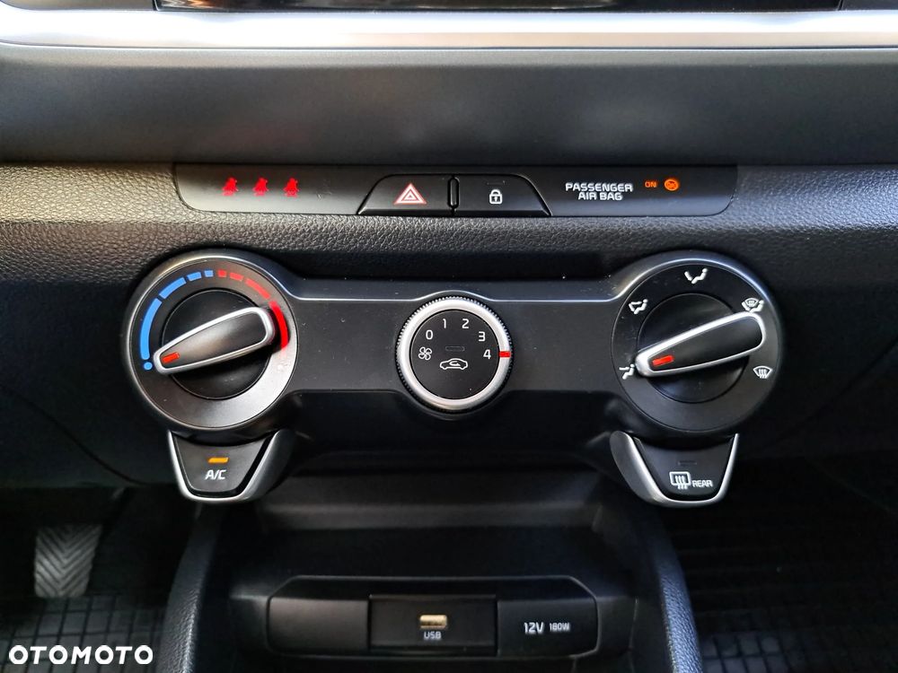 Kia Stonic 1.2 M - 18