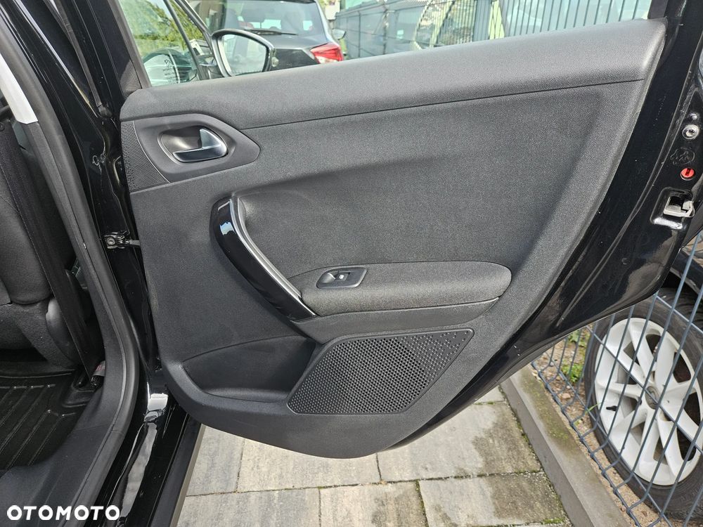 Peugeot 2008 - 17