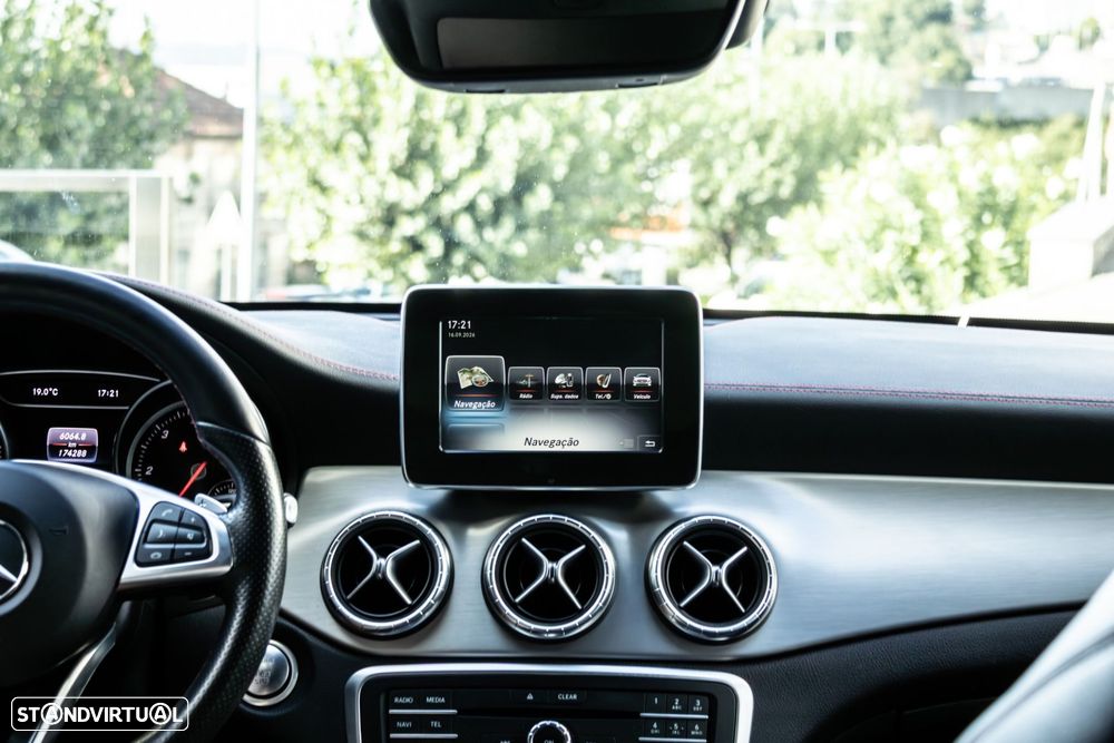 Mercedes-Benz CLA 200 d Shooting Brake AMG Line Aut. - 32