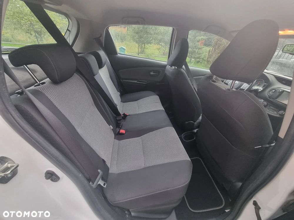 Toyota Yaris 1.5 VVT-i Comfort - 29