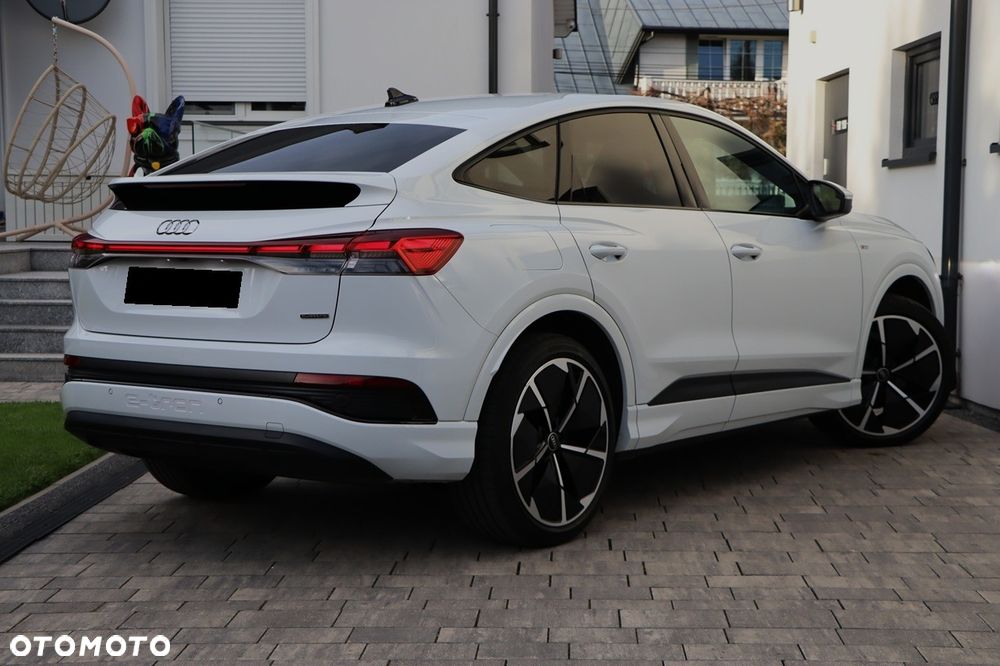 Audi Q4 Sportback e-tron 50 quattro - 9