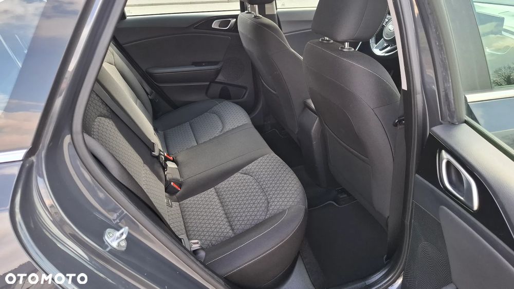 Kia Ceed 1.4 T-GDI DCT OPF Platinum Edition - 11