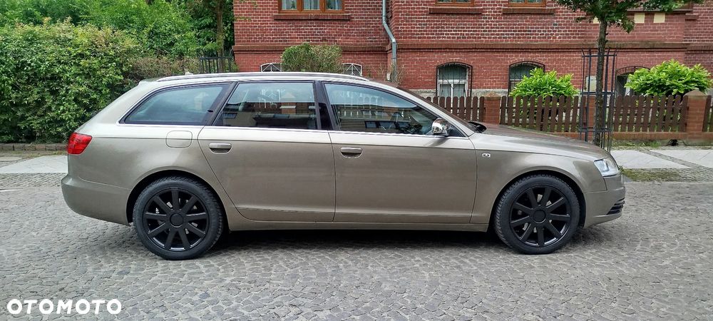 Audi A6 Avant - 10