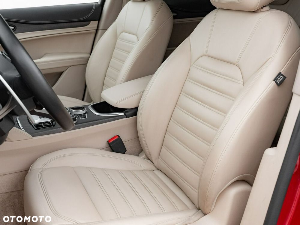 Alfa Romeo Stelvio 2.0 Turbo 6C Villa D'este Q4 - 16