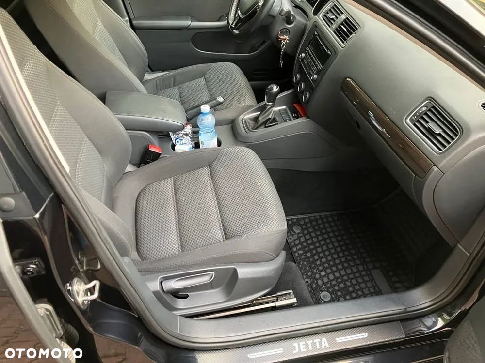 Volkswagen Jetta 2.0 TDI DPF BMT Comfortline - 18