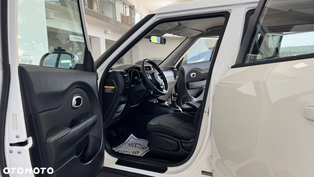 Kia Soul 1.6 GDI Dream Team Edition - 21