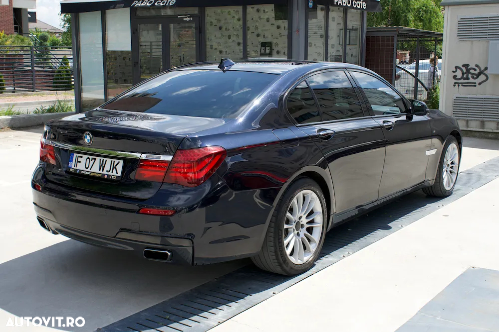 BMW Seria 7 750d xDrive - 3