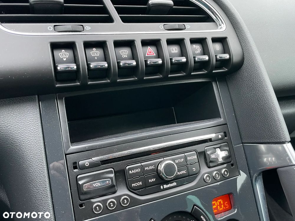 Peugeot 3008 HDi FAP 150 Platinum - 22