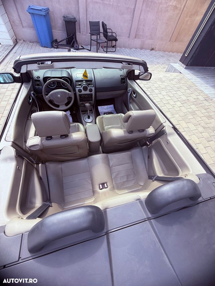 Renault Megane II 1.6 Privilege Aut - 6