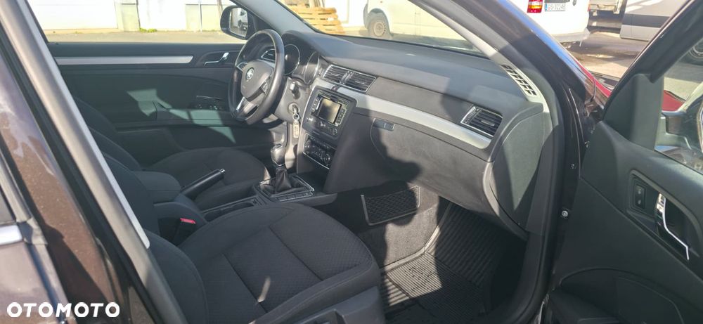 Skoda Superb - 20