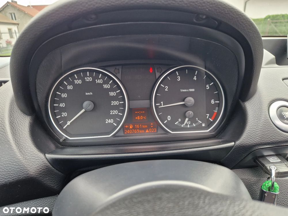 BMW Seria 1 - 16