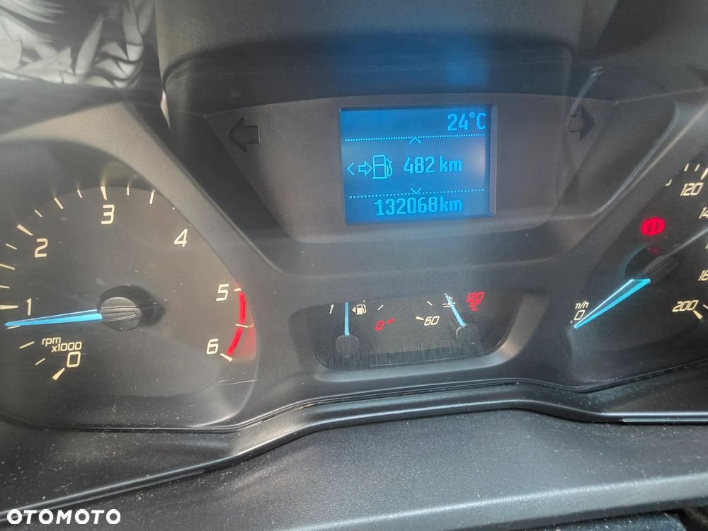 Ford TRANSIT CUSTOM - 6