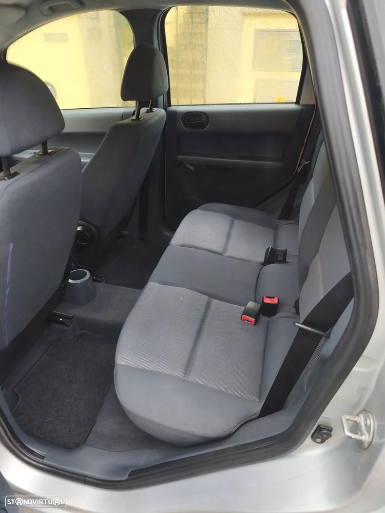 Mitsubishi Colt 1.1 Inform RCD/AC - 6