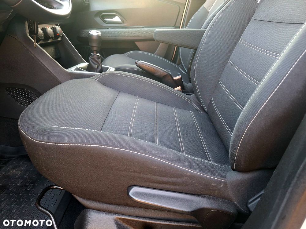 Dacia Sandero - 27