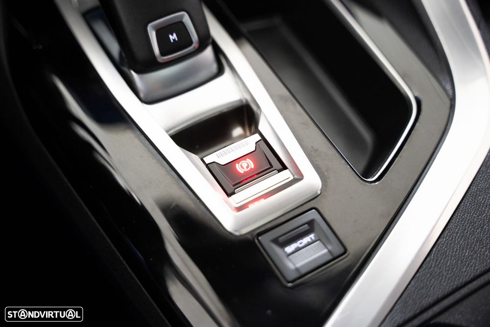 Peugeot 5008 1.2 PureTech Allure Pack EAT8 - 20