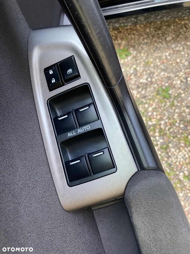 Honda Accord 2.0 Automatik Elegance 50 Jahre Edition - 27