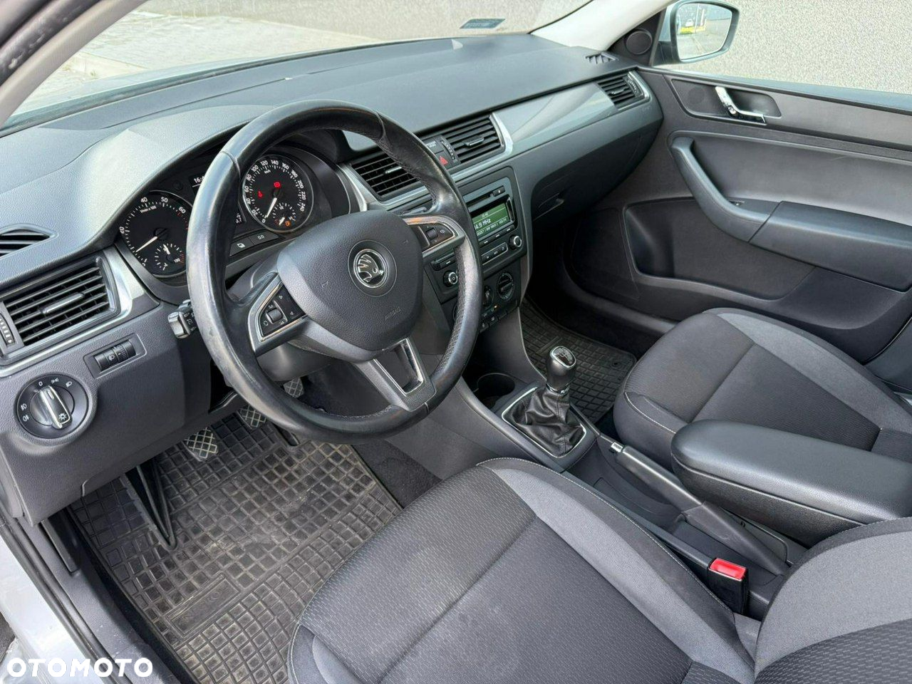Skoda RAPID 1.2 TSI Ambition - 10