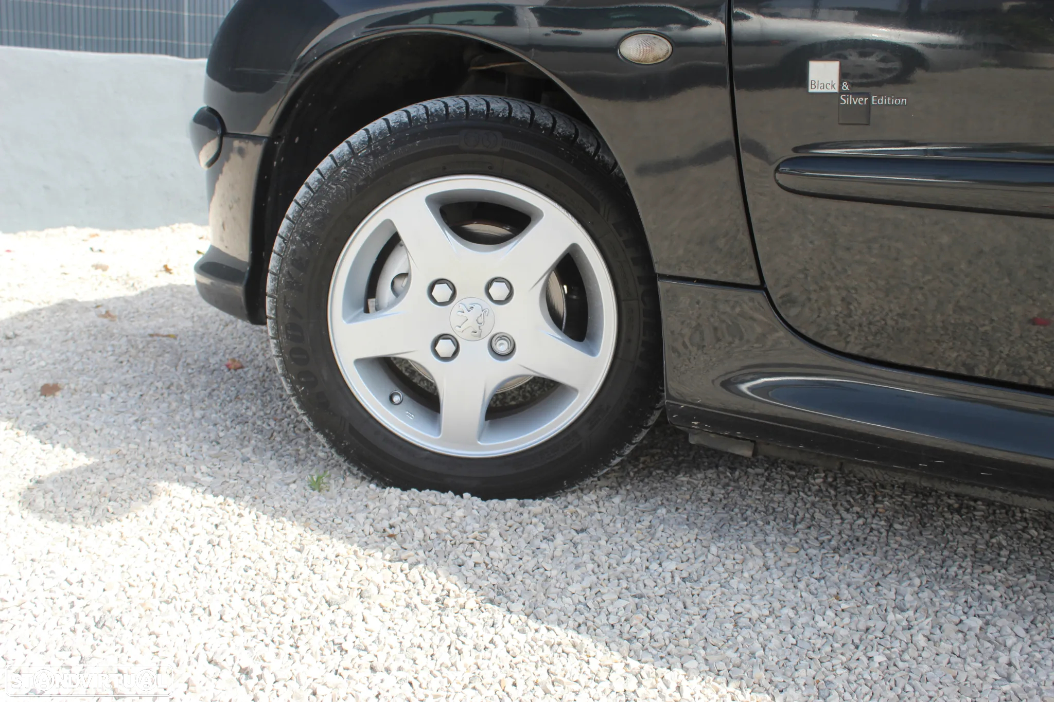 Peugeot 206 1.1 Black & Silver II - 20
