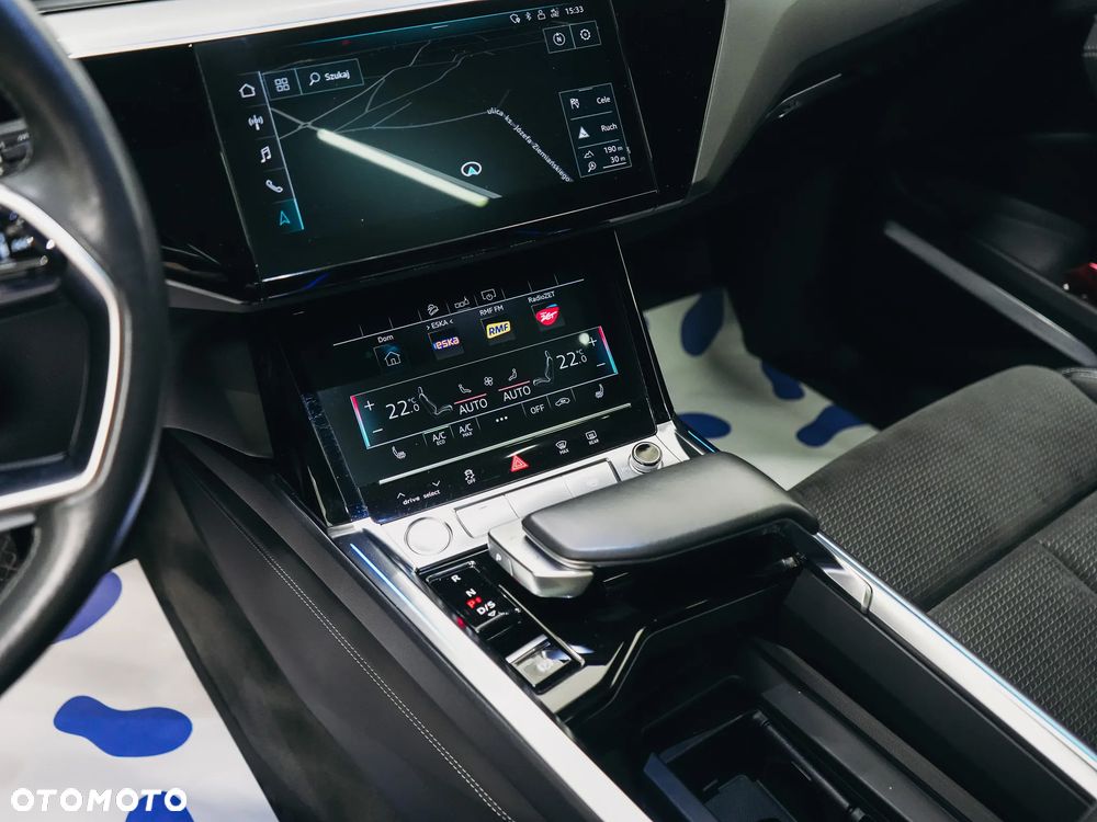 Audi e-tron - 25
