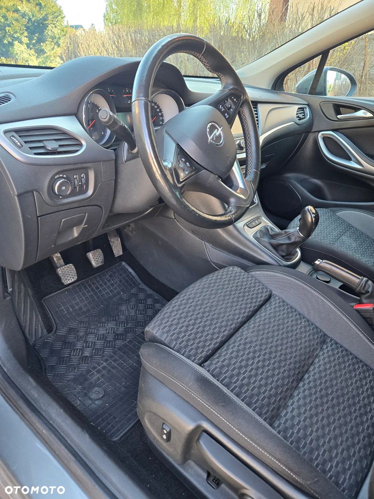 Opel Astra 1.5 D Start/Stop Automatik Edition - 10