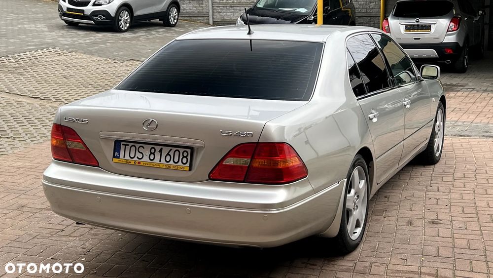 Lexus LS - 17
