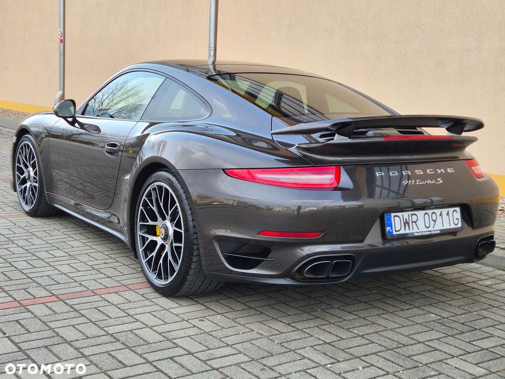 Porsche 911 Turbo S - 5